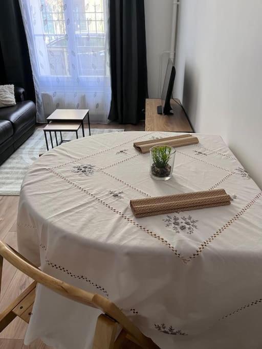 Appartement T2 Aux Portes De Paris Аньєр-сюр-Сен Екстер'єр фото